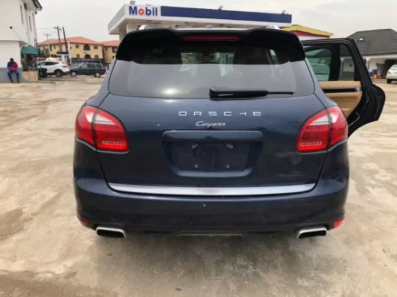 PORSCHE Cayenne   - 2013
