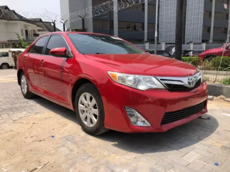 TOYOTA Camry   - 2014