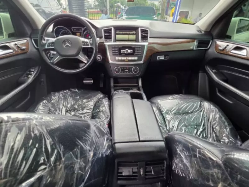 Mercedes-Benz ML 350   - 2013