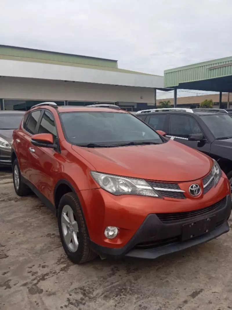 Toyota RAV 4   - 2014