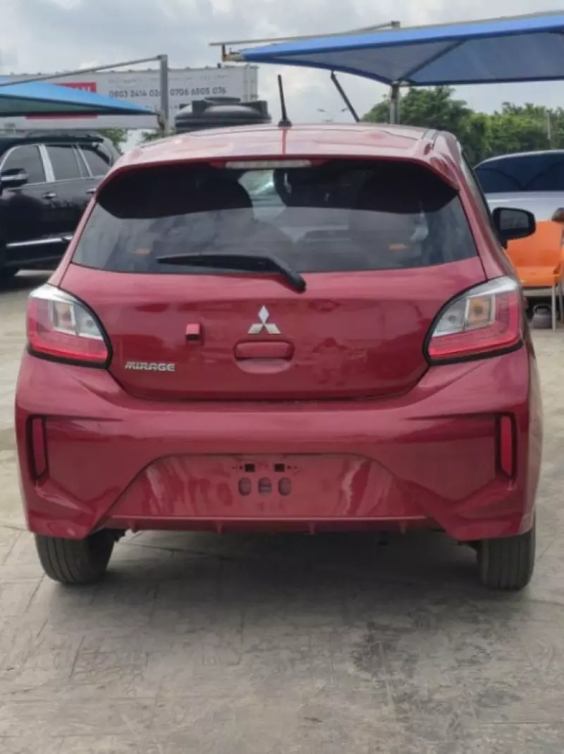 Mitsubishi Mirage   - 2022
