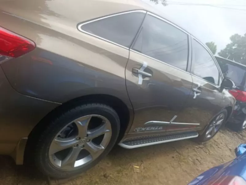 TOYOTA Venza   - 2010