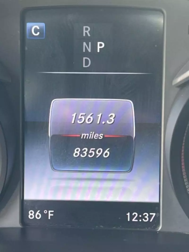 Mercedes-Benz GLC 300   - 2016