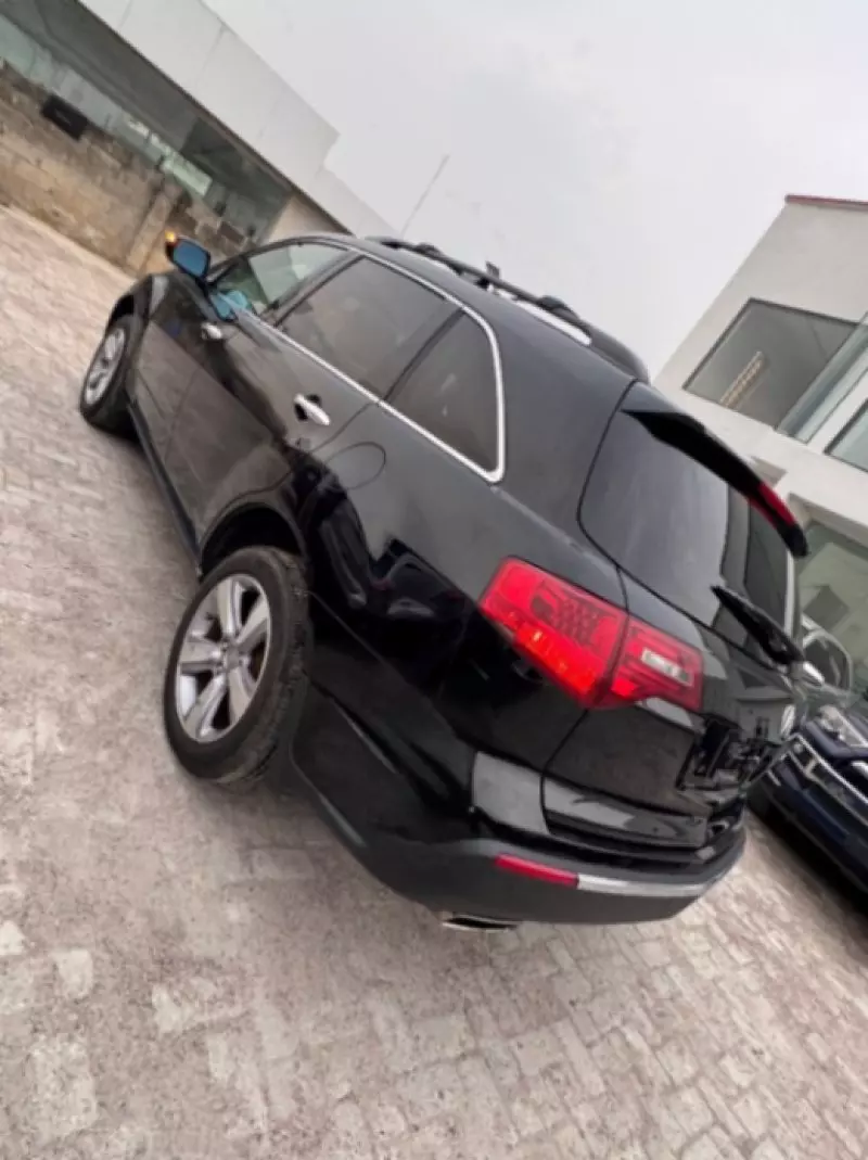 Acura MDX   - 2011
