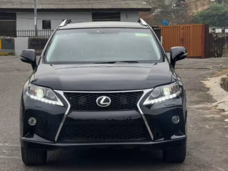 Lexus RX   - 2010