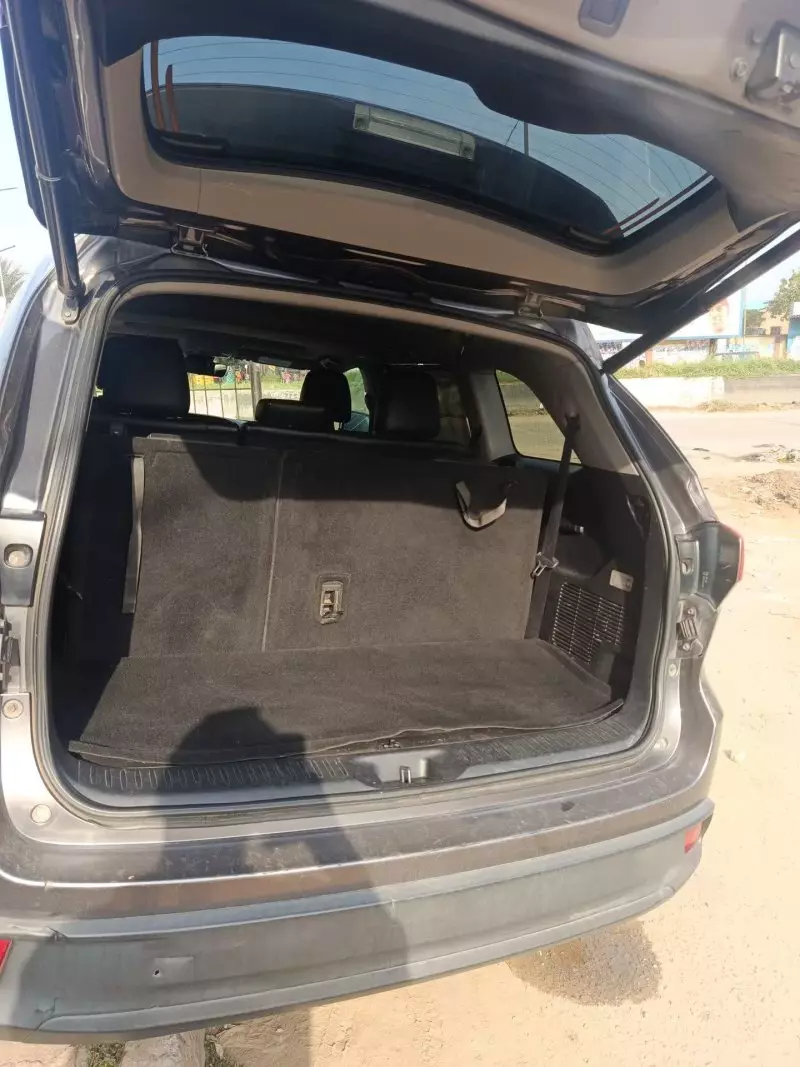 TOYOTA Highlander   - 2019