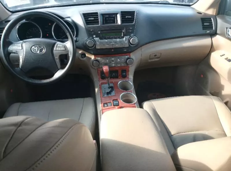 Toyota Highlander   - 2009