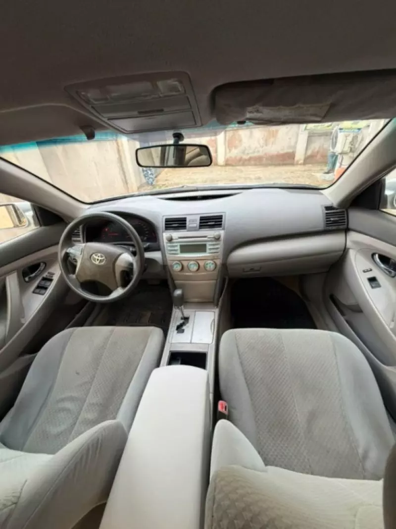 TOYOTA Camry   - 2009