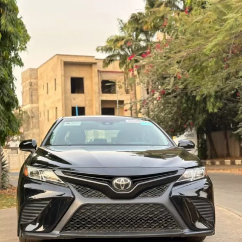 Toyota Camry   - 2020