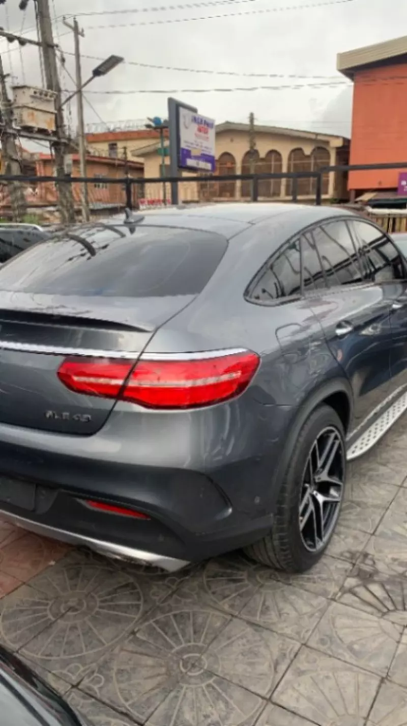 Mercedes-Benz GLE 43 AMG   - 2018