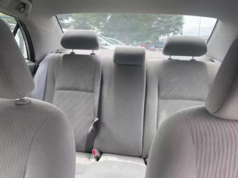TOYOTA Corolla - 2010