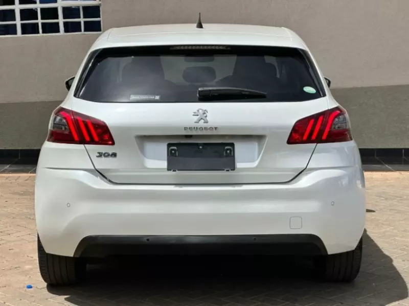 Peugeot 308   - 2018