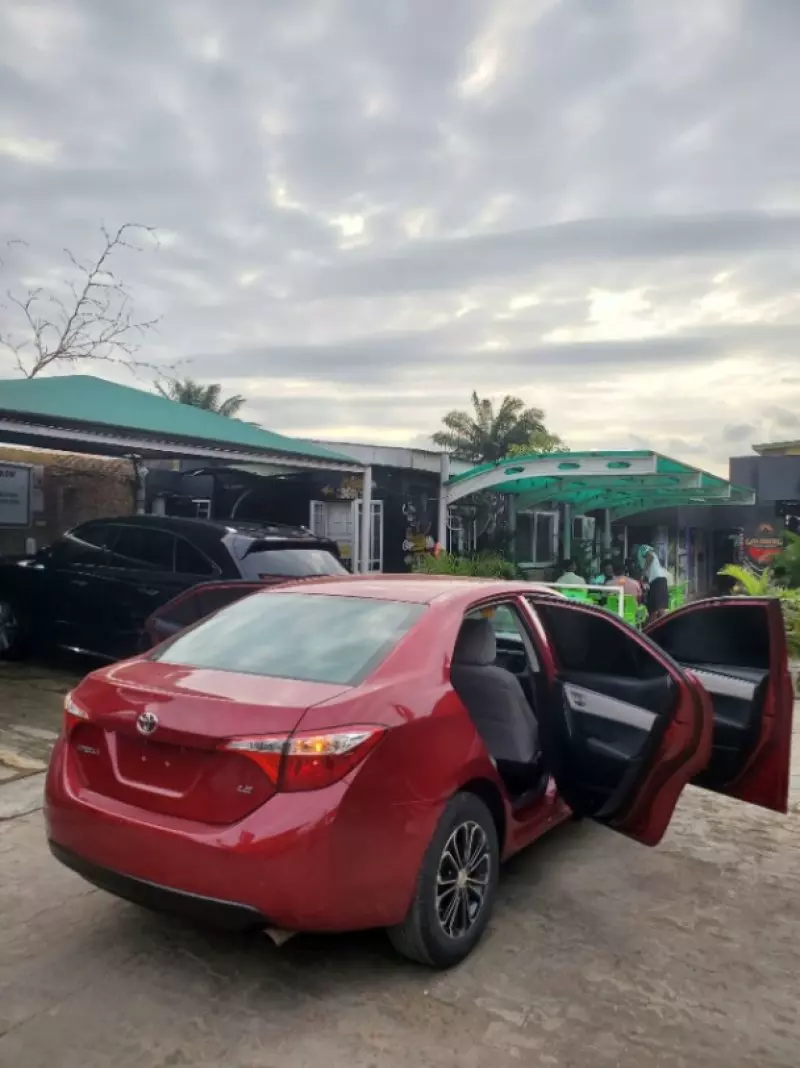 TOYOTA Corolla   - 2016