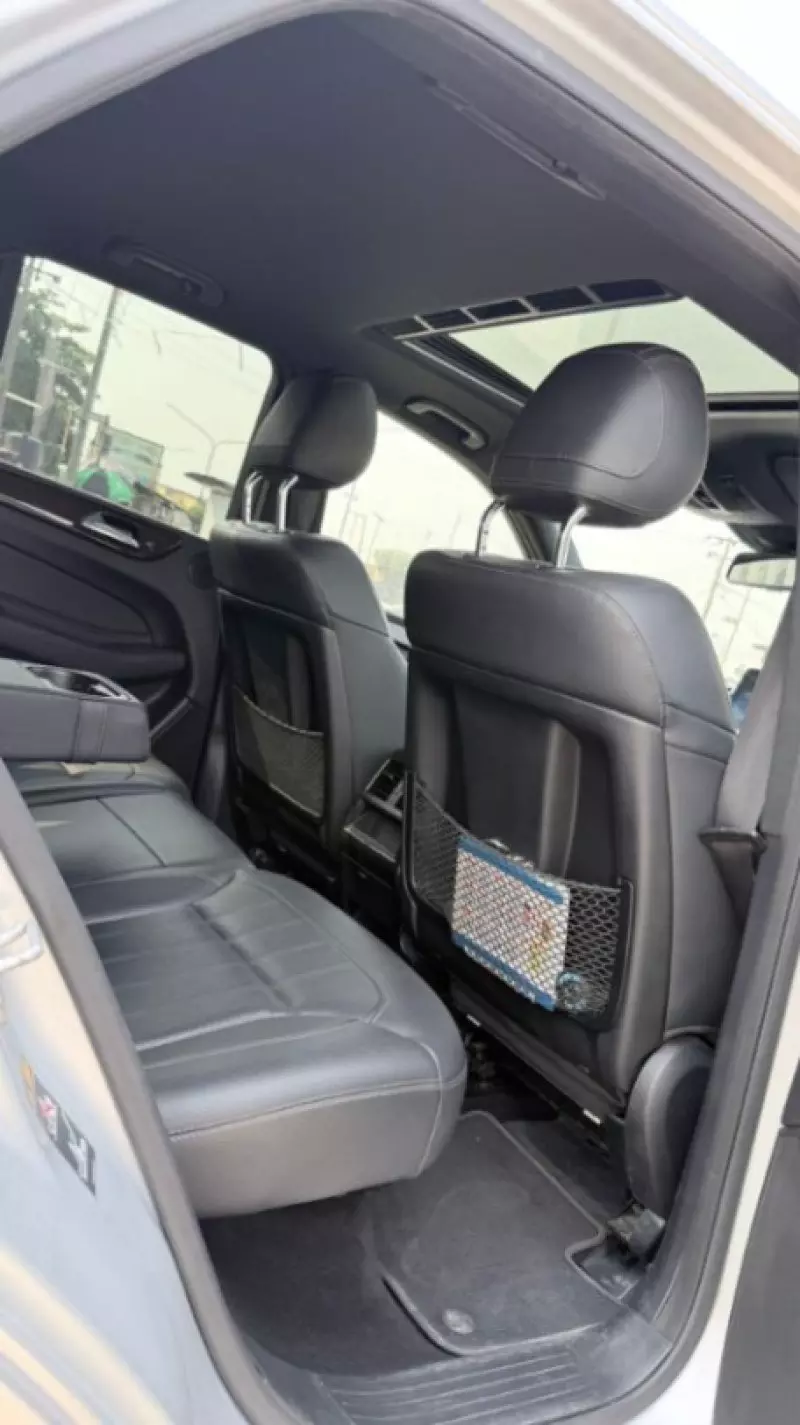 Mercedes-Benz GLE-Class   - 2017