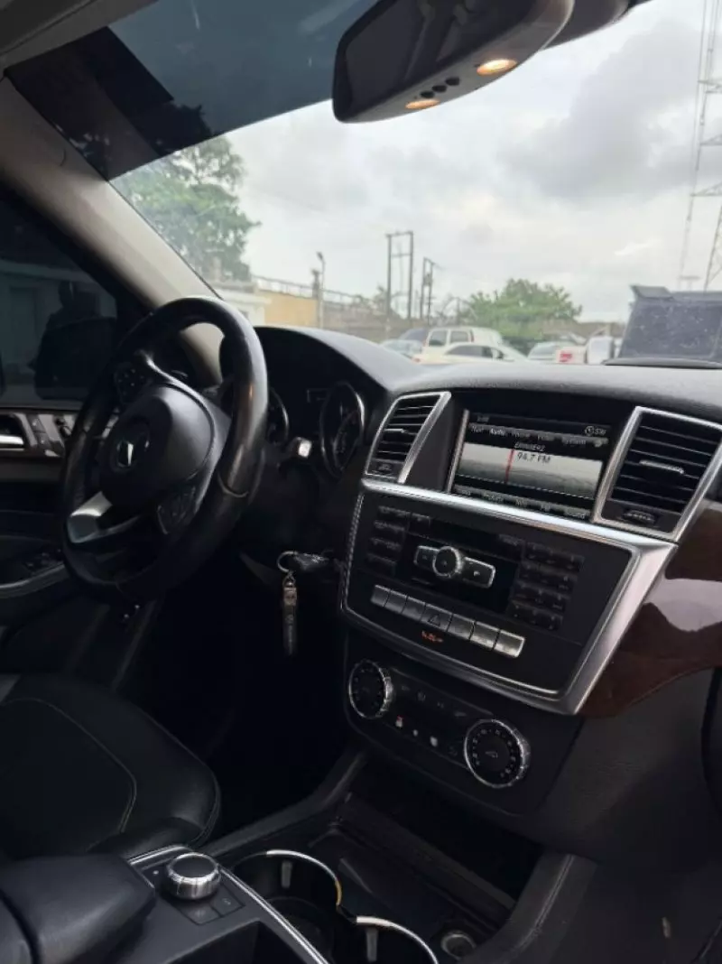Mercedes-Benz ML-Class   - 2013