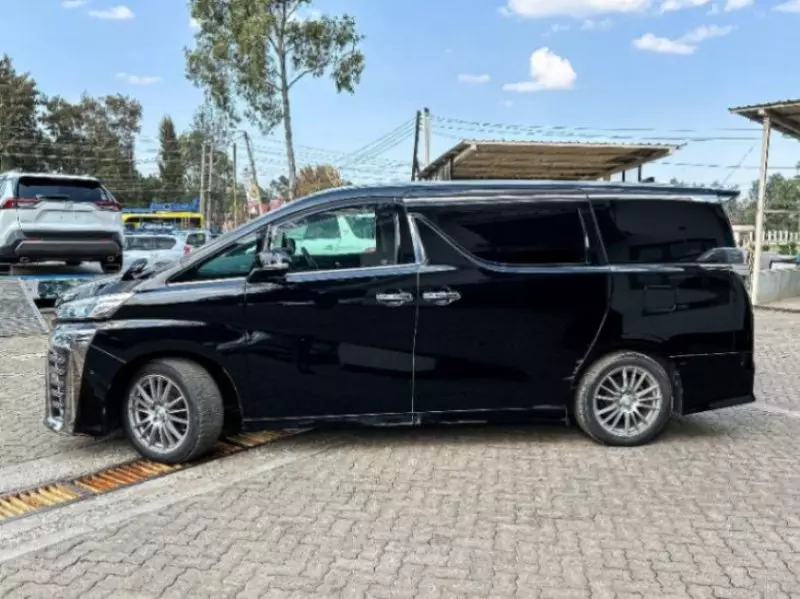 Toyota Vellfire    - 2018