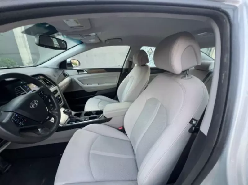 Hyundai Sonata   - 2015