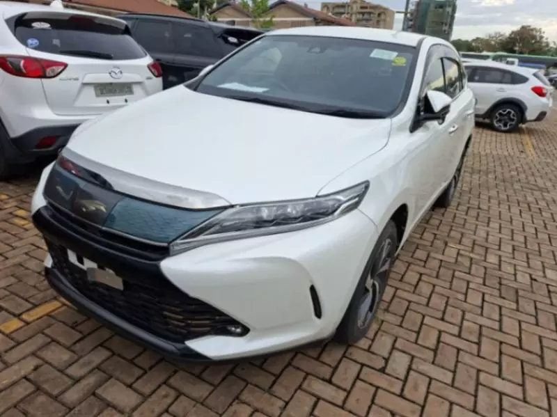 TOYOTA Harrier   - 2017