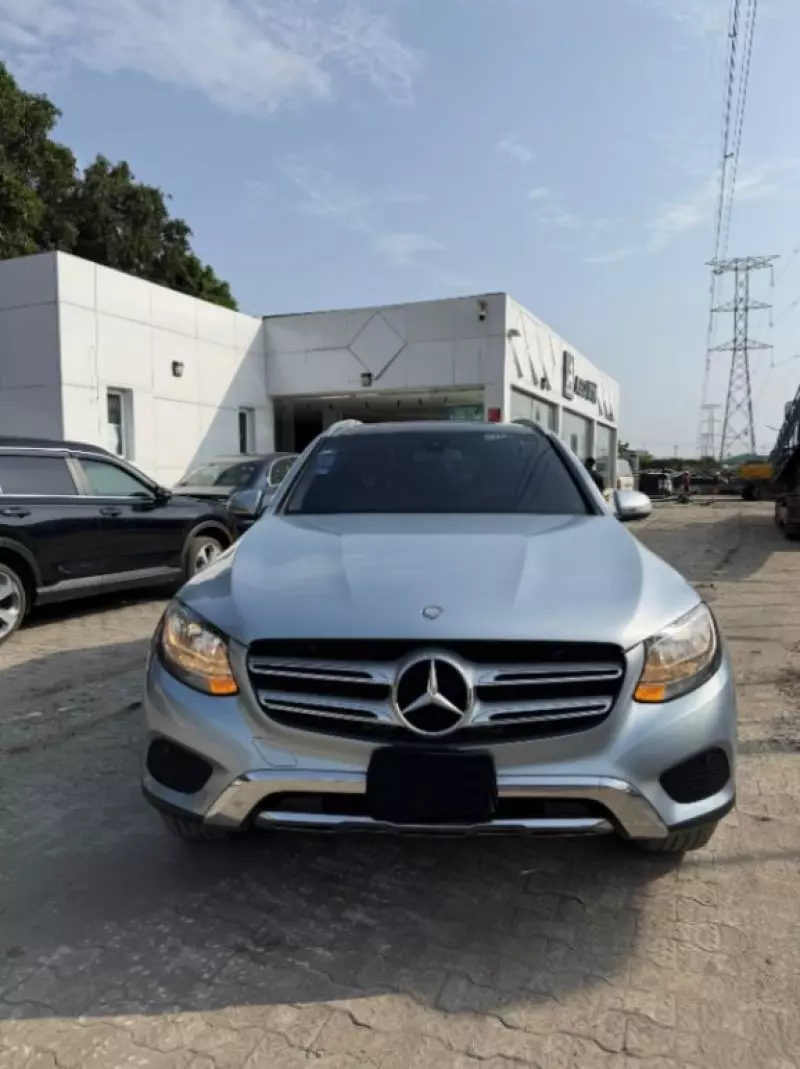 Mercedes-Benz GLC 300   - 2018