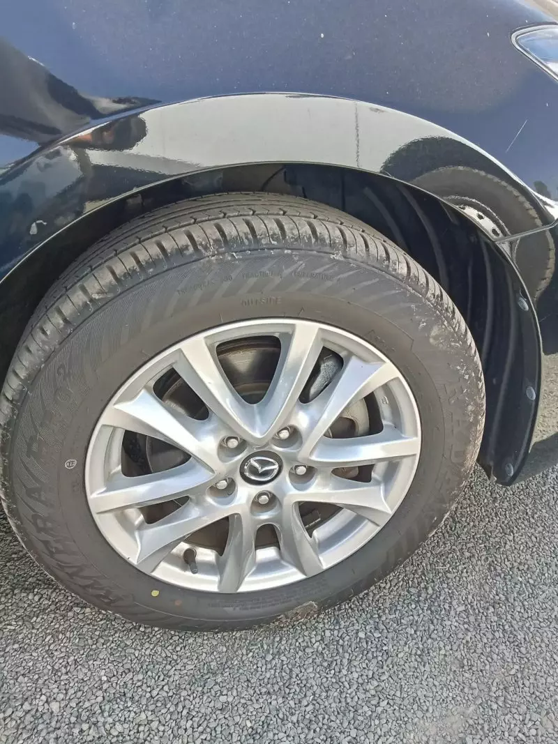 Mazda Axela    - 2018