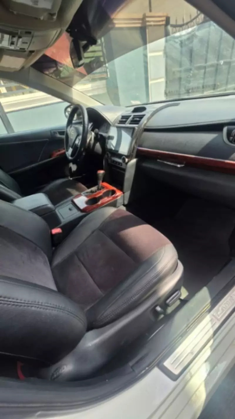 TOYOTA Camry   - 2012