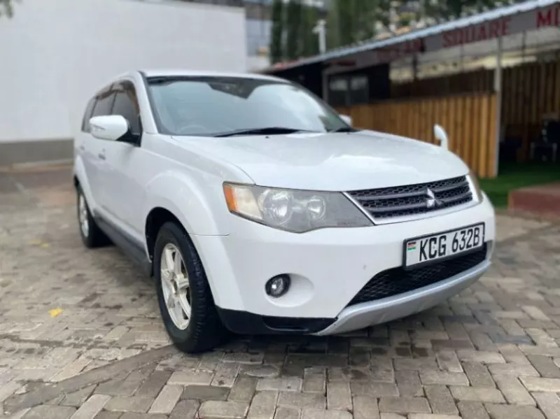 Mitsubishi OUTLANDER   - 2009