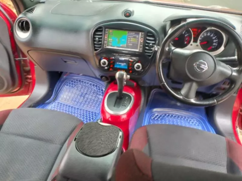 Nissan Juke   - 2012