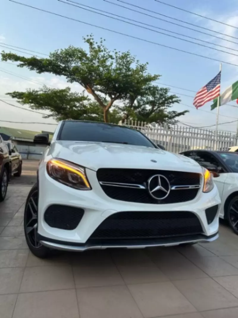 Mercedes-Benz GLE 43 AMG - 2018