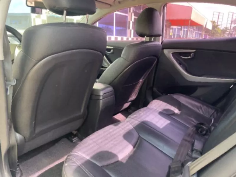Hyundai Elantra   - 2015