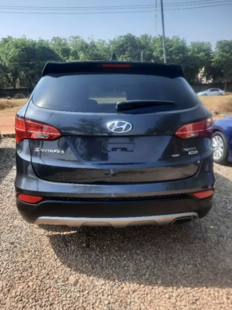 Hyundai Santa Fe Sport   - 2016