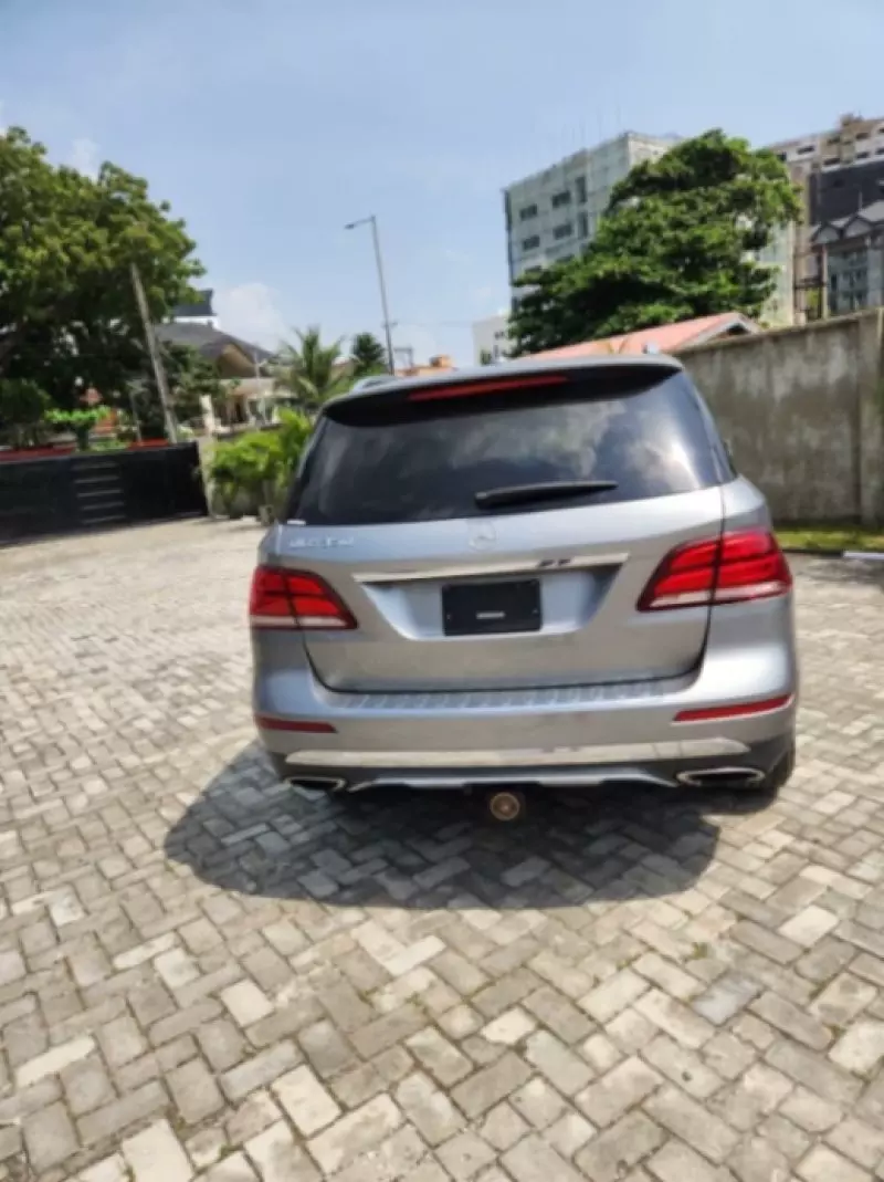 Mercedes-Benz GLE-Class   - 2016