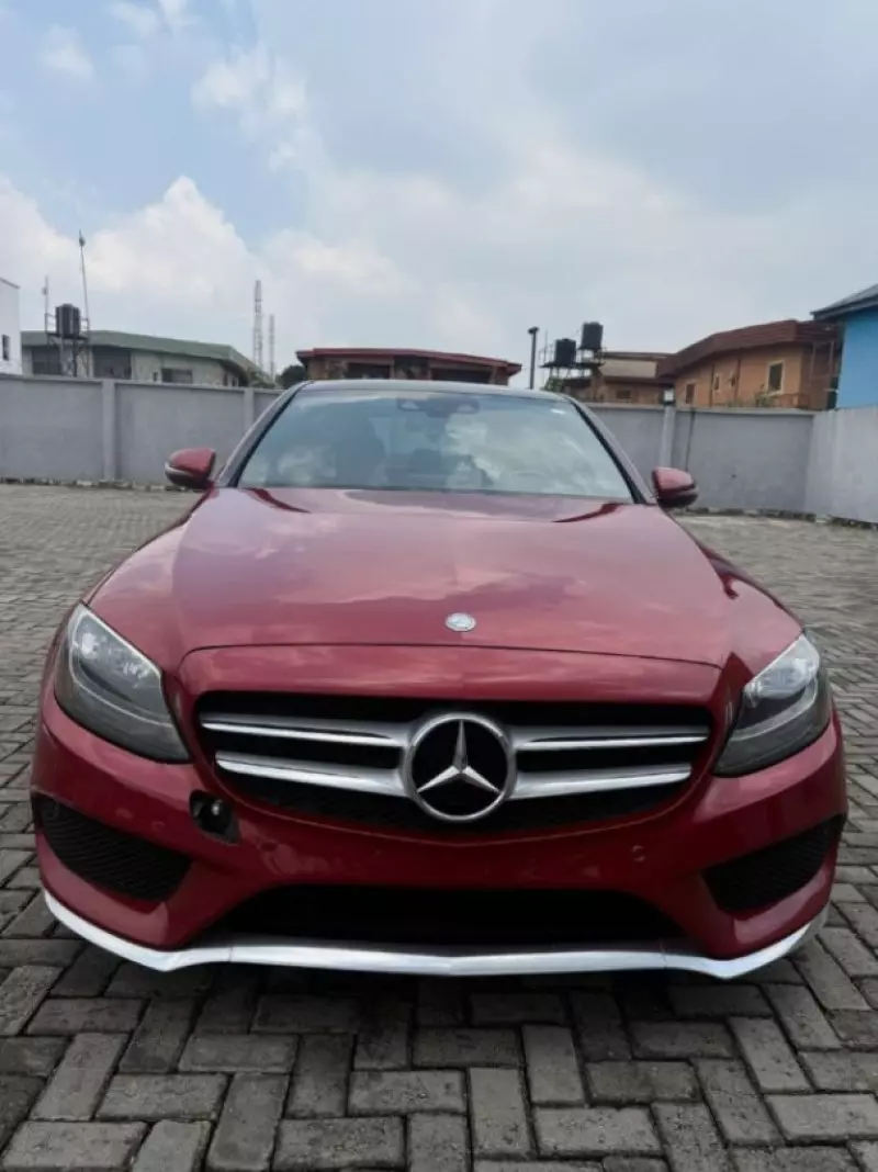 Mercedes-Benz C 300   - 2016