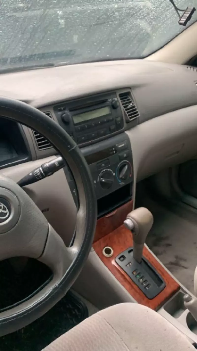 Toyota Corolla   - 2013