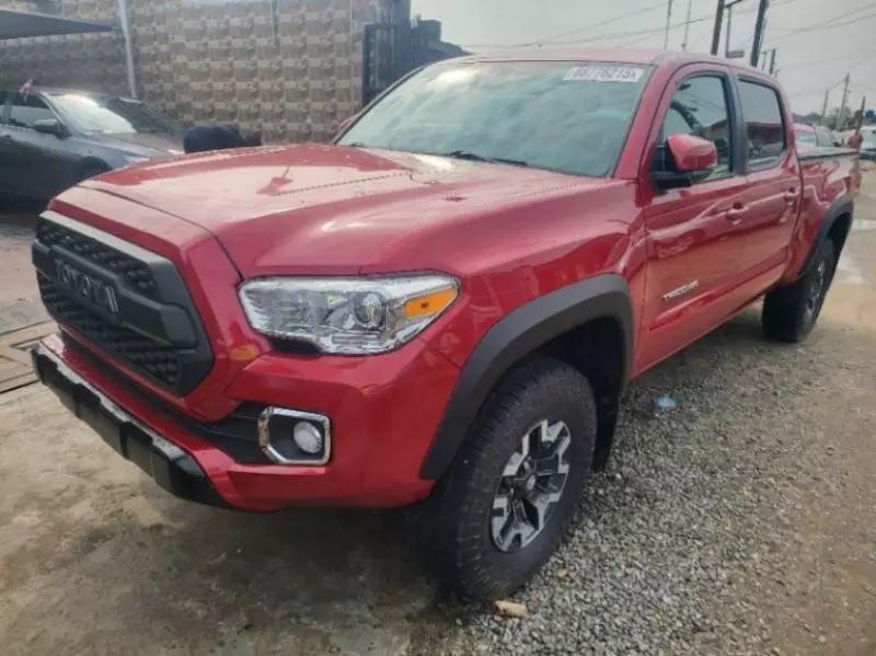 Toyota Tacoma   - 2013