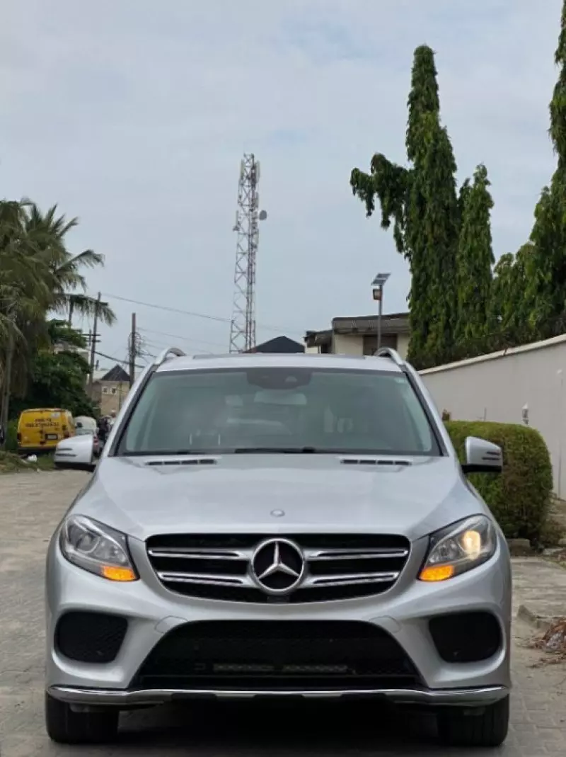 Mercedes-Benz GLE 350   - 2016