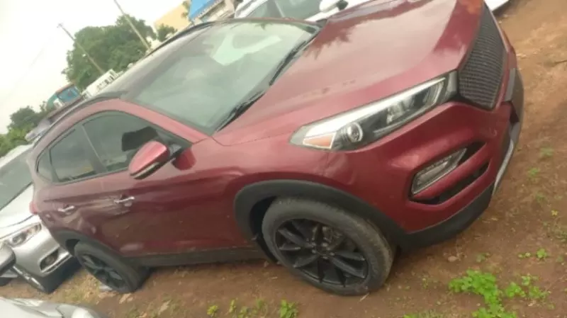 Hyundai Tucson   - 2021
