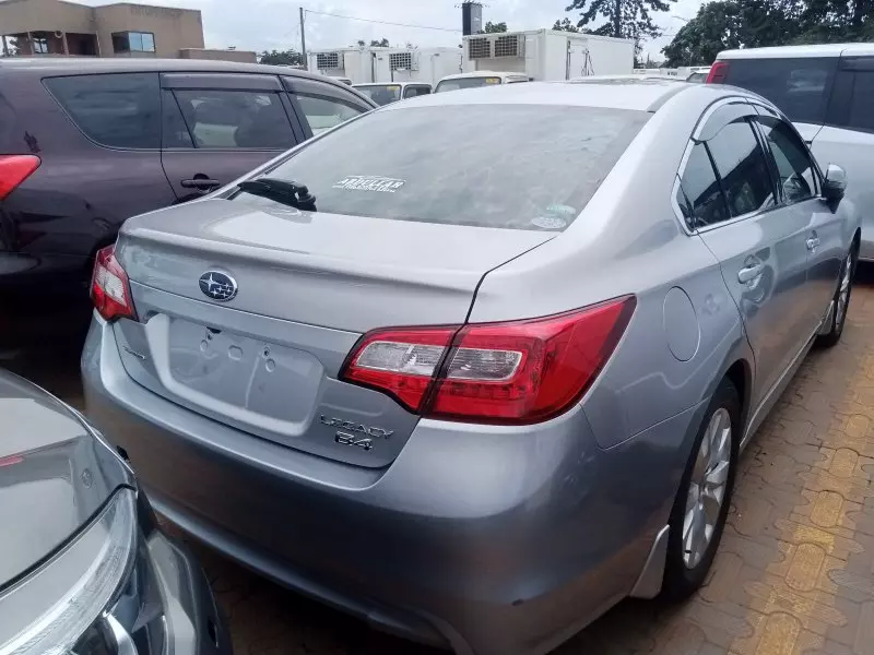 Subaru Legacy B4 - 2015