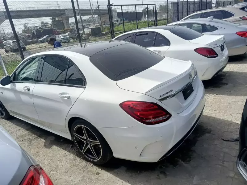 Mercedes-Benz C-Class - 2017