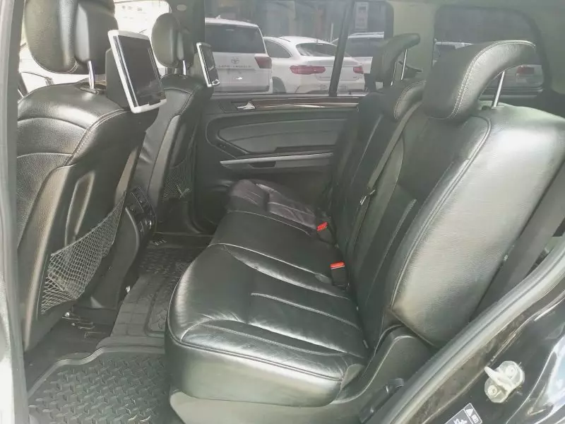 Mercedes-Benz GL 350   - 2011