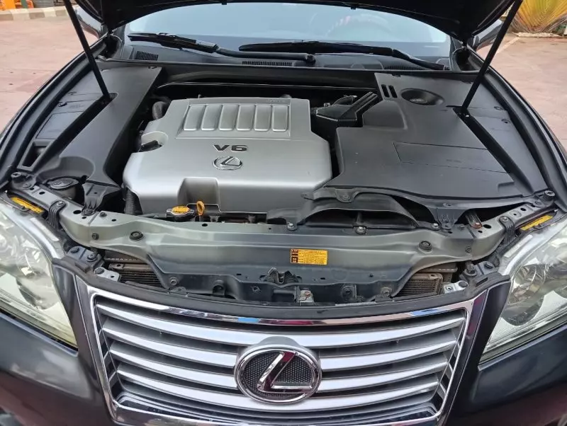 Lexus ES 350   - 2011