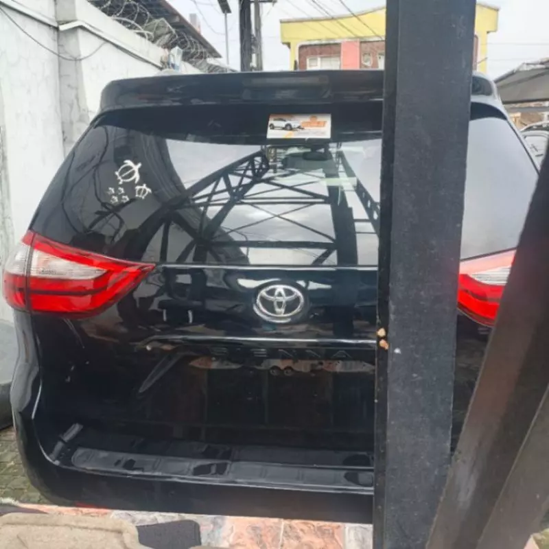 Toyota Sienna - 2019