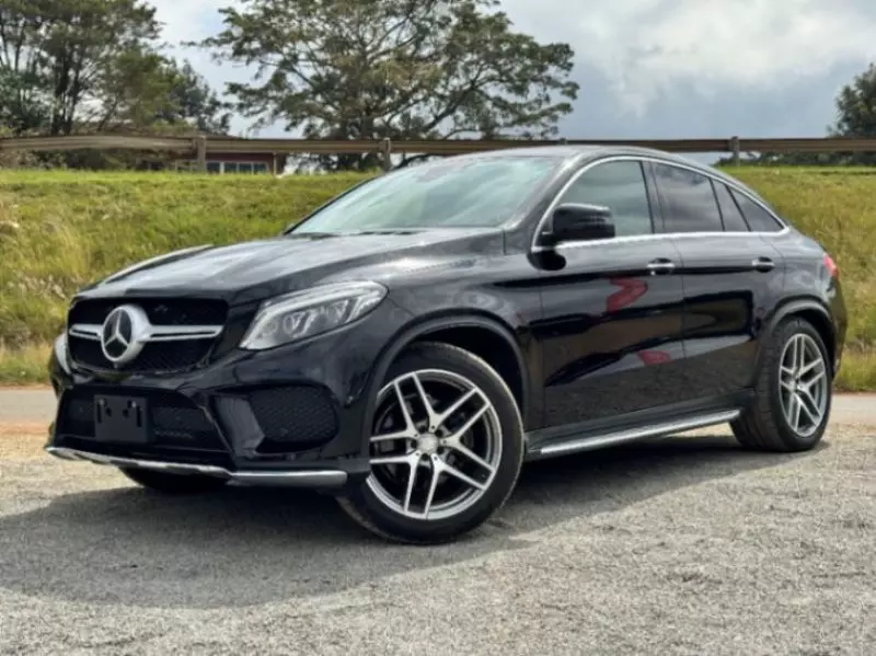 Mercedes-Benz GLC 220   - 2018