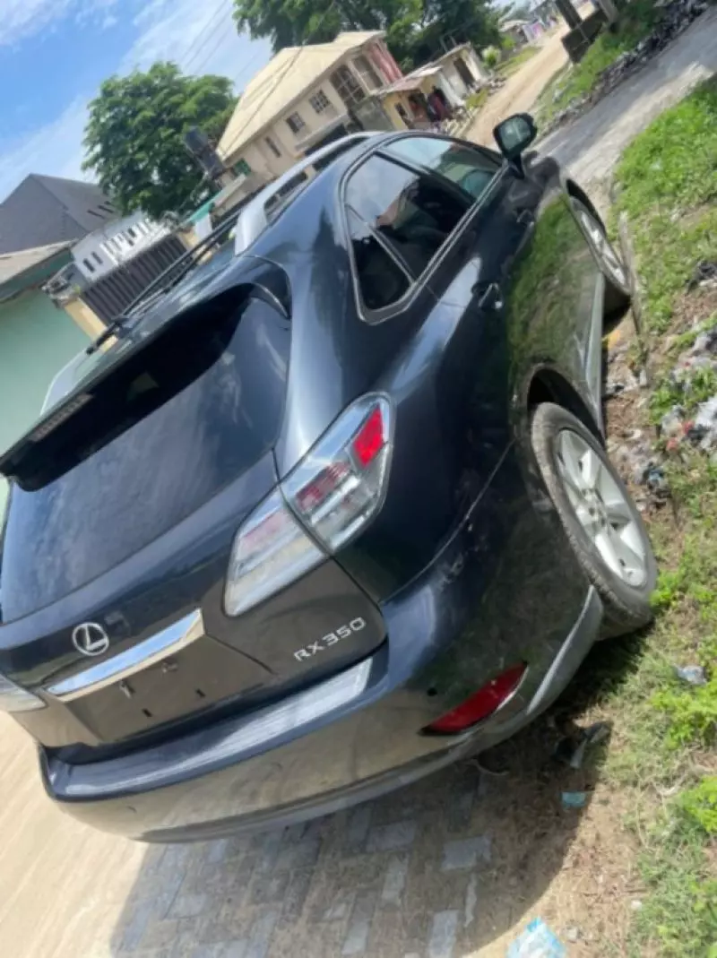 Lexus RX 350   - 2011