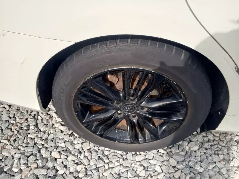 Toyota Camry   - 2015