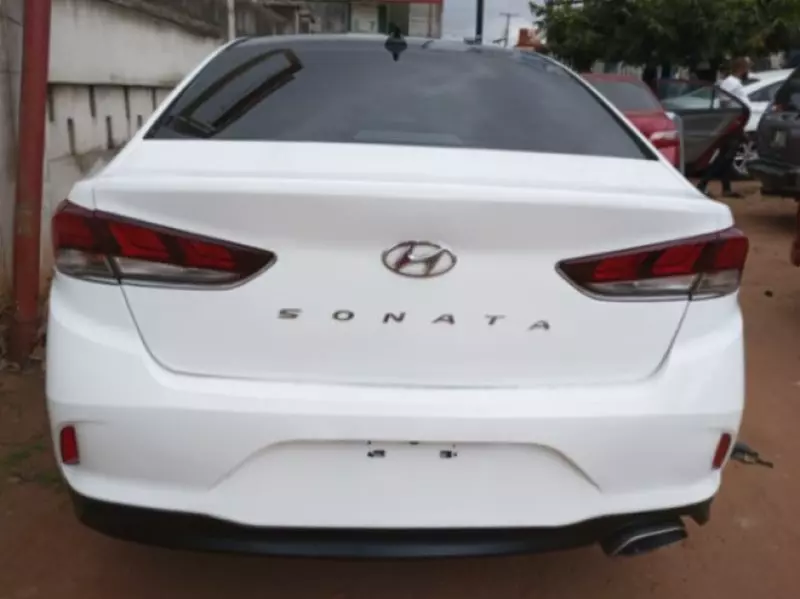 Hyundai Sonata   - 2018