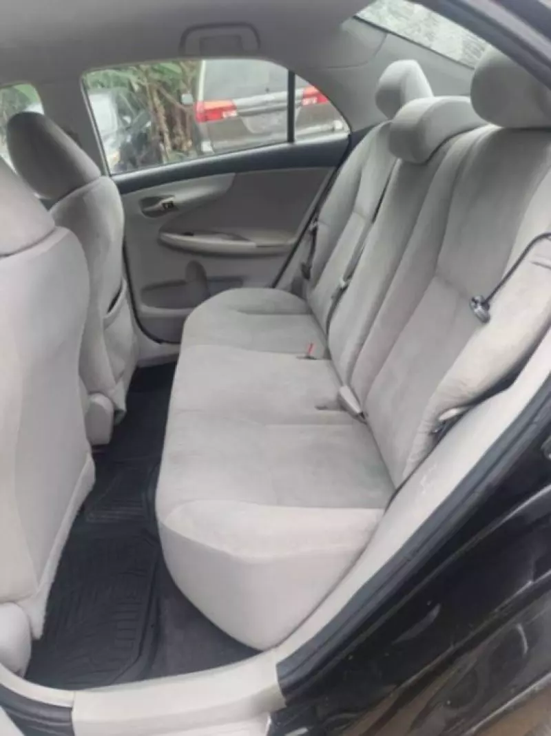 TOYOTA Corolla   - 2011