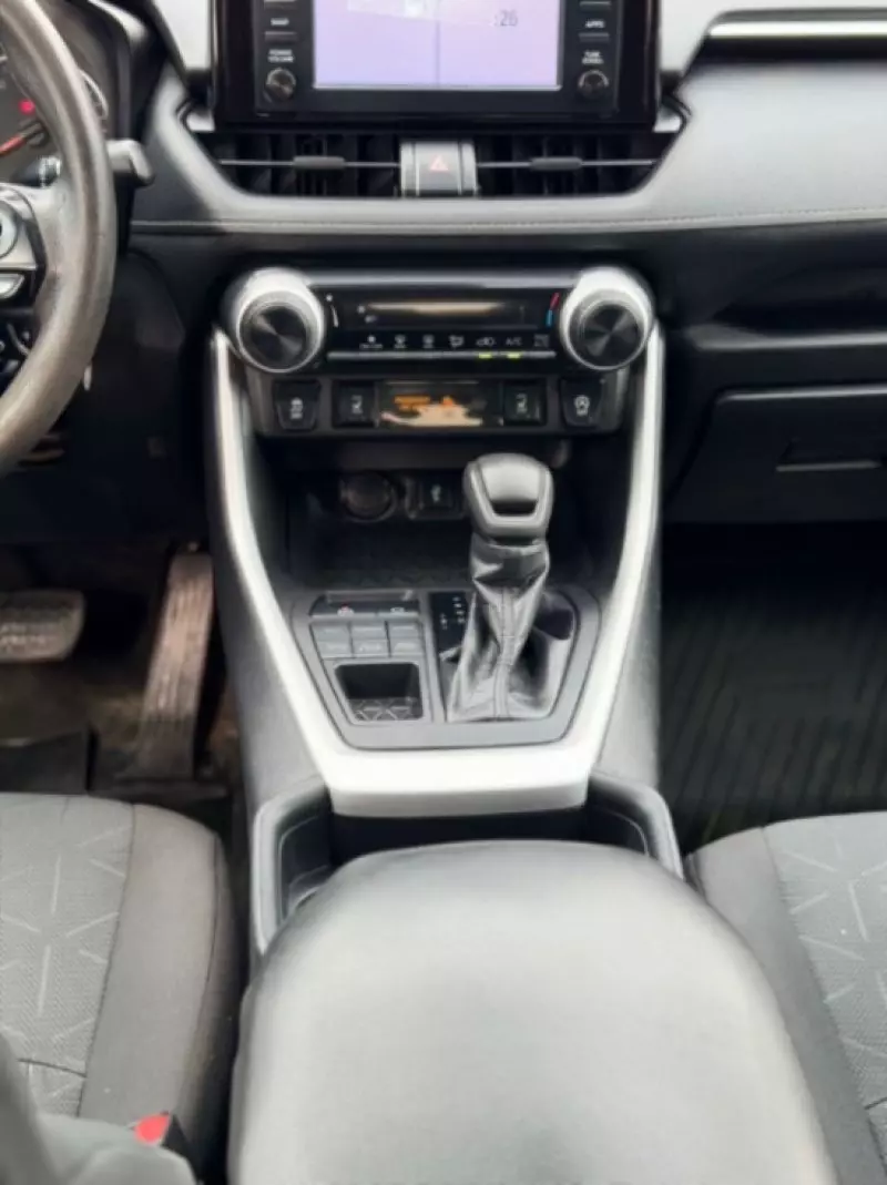 Toyota RAV 4   - 2021