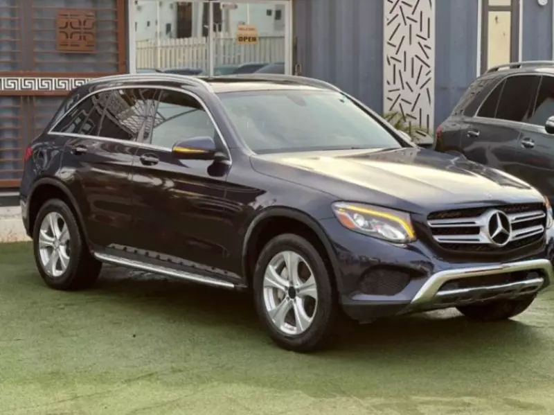 Mercedes-Benz GLC 300   - 2018