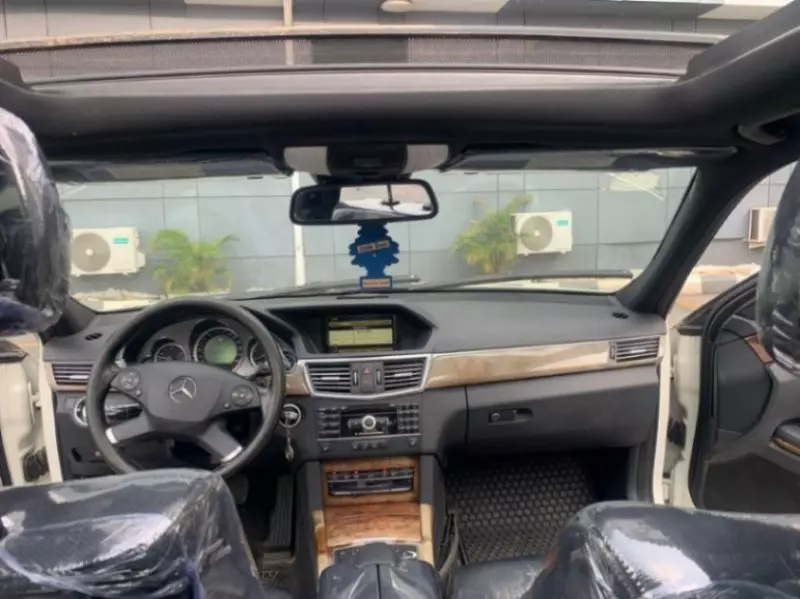 Mercedes-Benz E-Class   - 2011