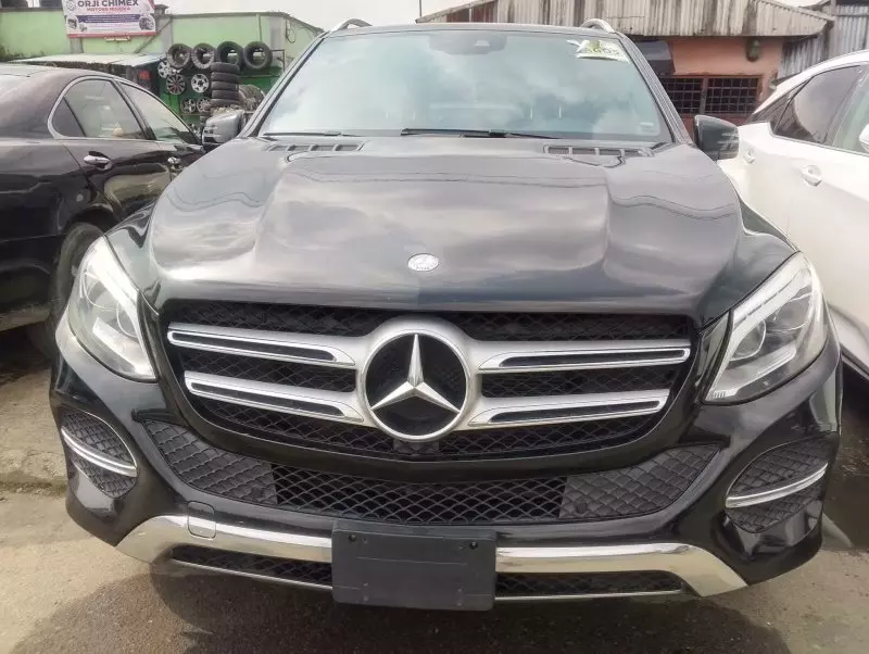 Mercedes-Benz GLE 350   - 2016